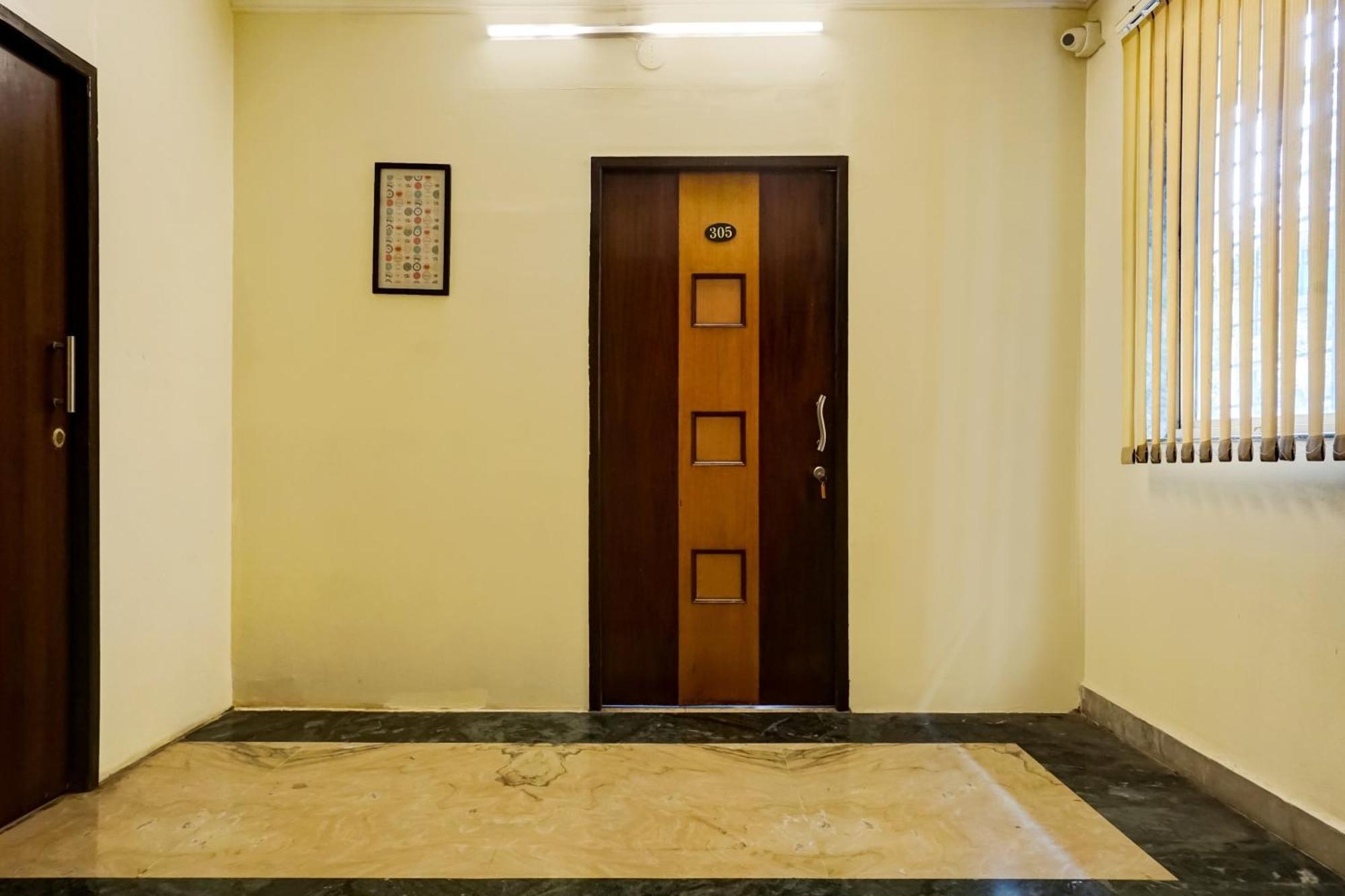 Hotel Galaxy Residency Kalyani Nagar Пюн Екстериор снимка